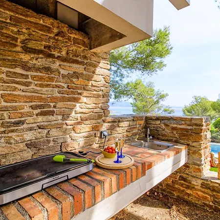 Select' - Villa Au Coeur Du Domaine Prive Du Gaou Benat Avec Piscine Et Vue Mer - Villa Bergamote-2
